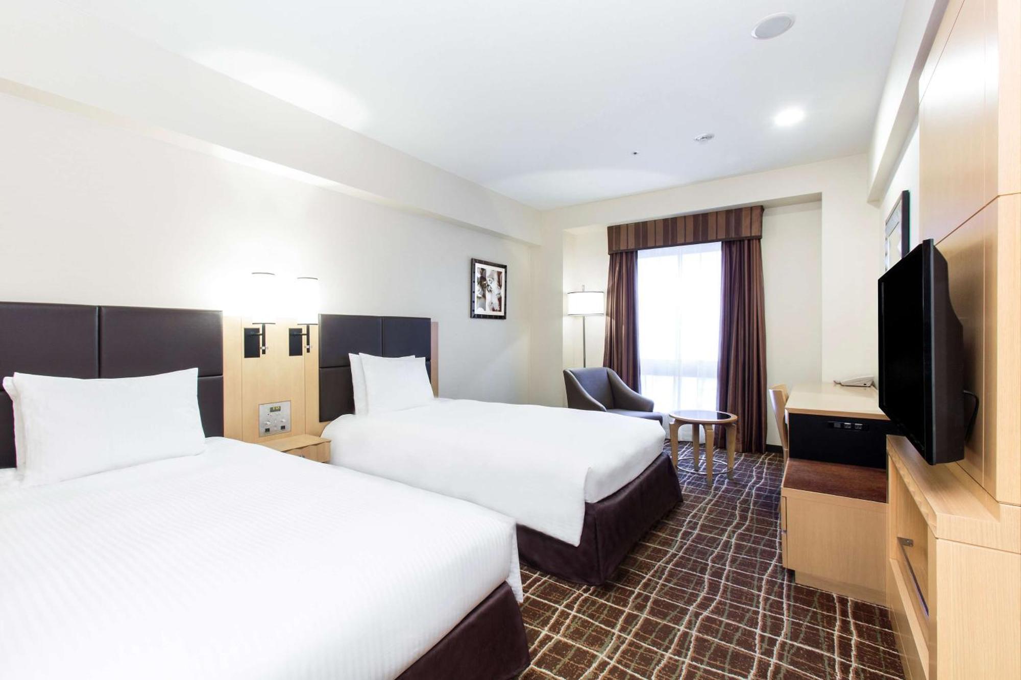 Hotel Doubletree By Hilton Naha Exterior foto