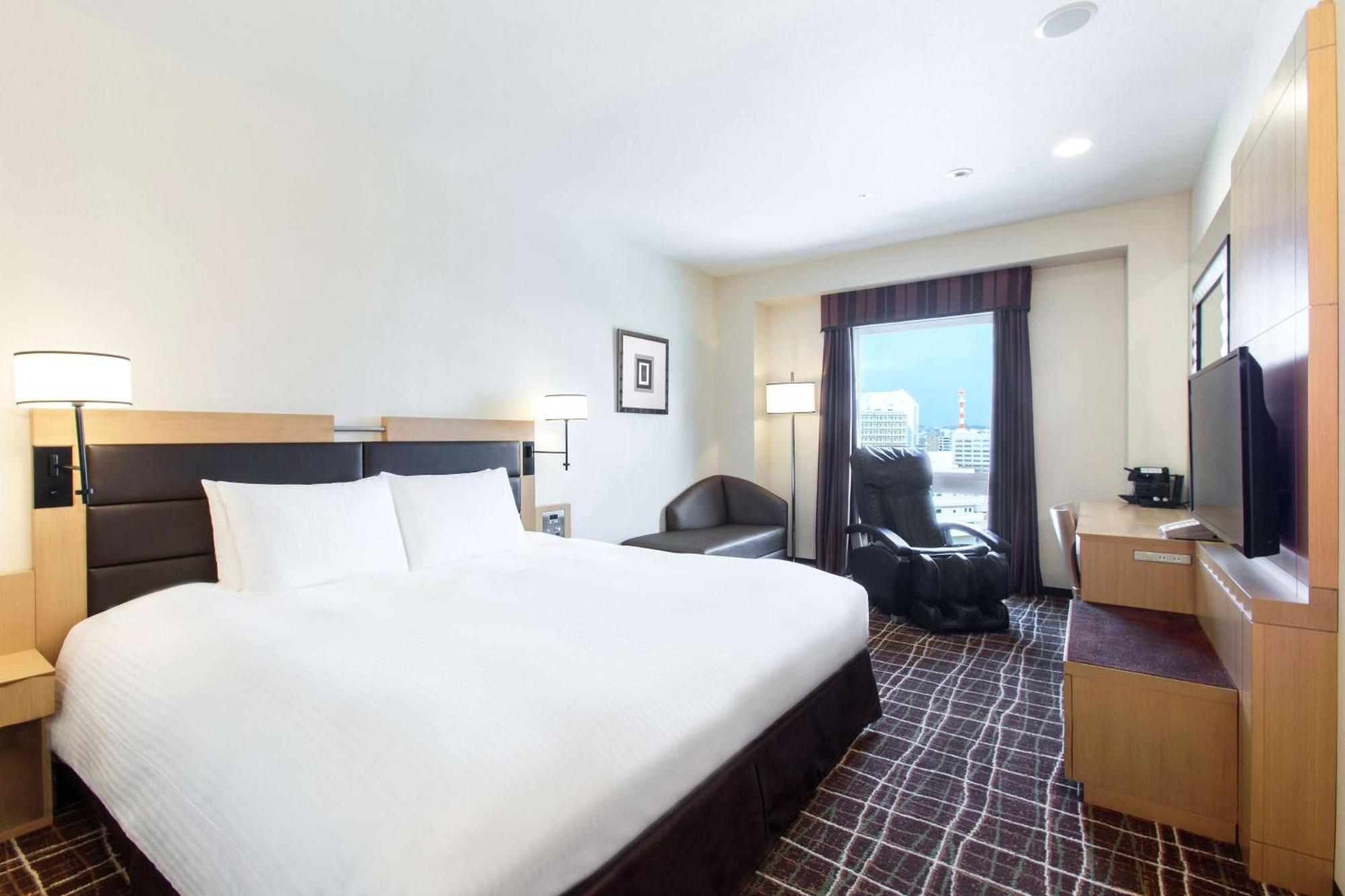 Hotel Doubletree By Hilton Naha Exterior foto