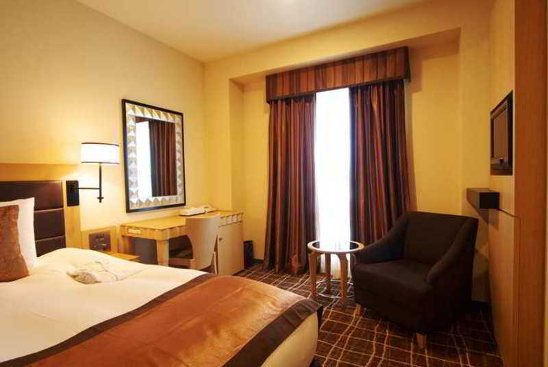 Hotel Doubletree By Hilton Naha Zimmer foto